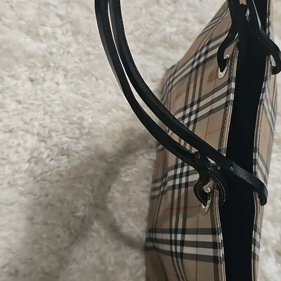 🔥Authentic Vintage Burberry Tan and Black Checkered Tote Bag - Picture 5 of 11